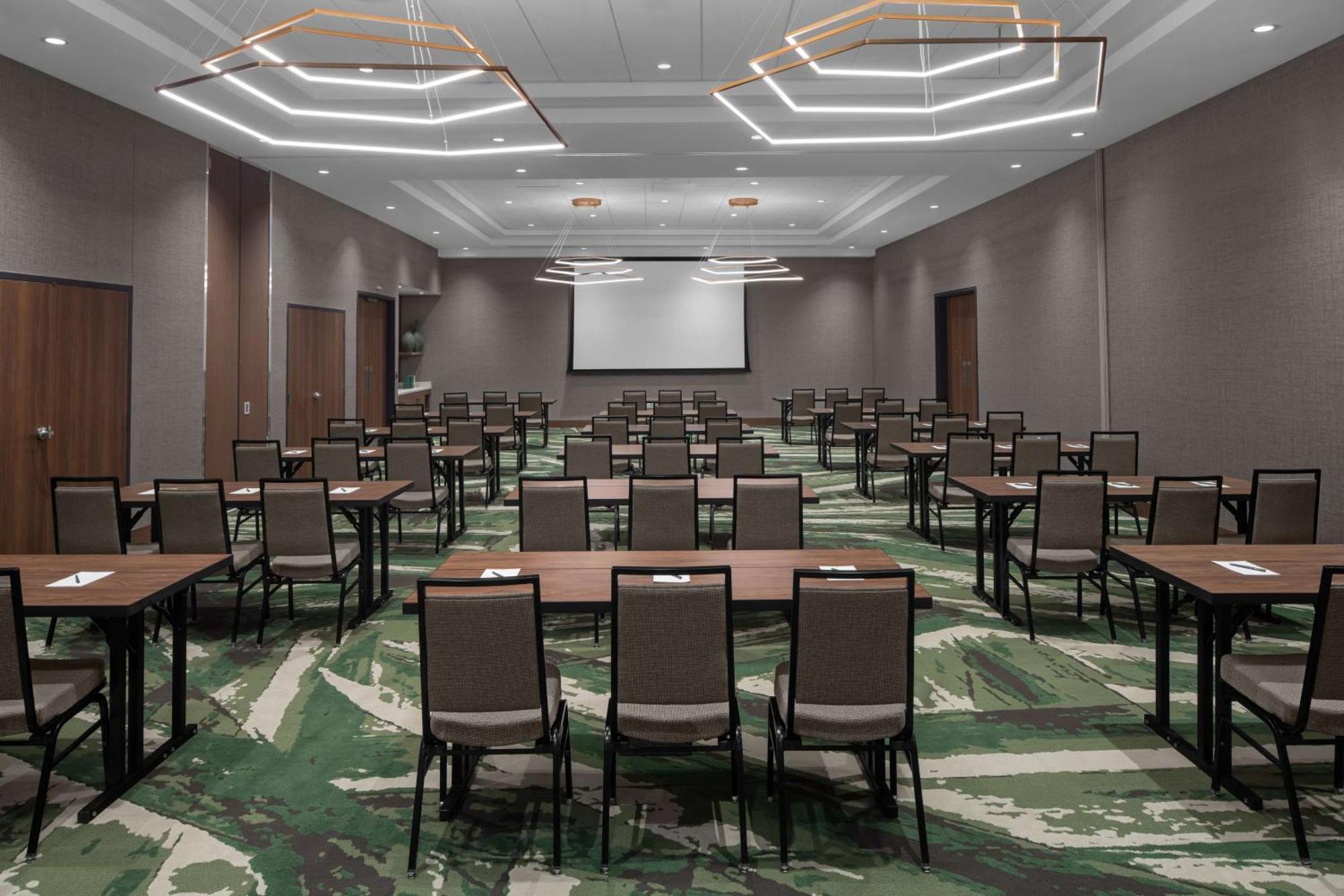 Embassy Suites By Hilton Madison Downtown المظهر الخارجي الصورة