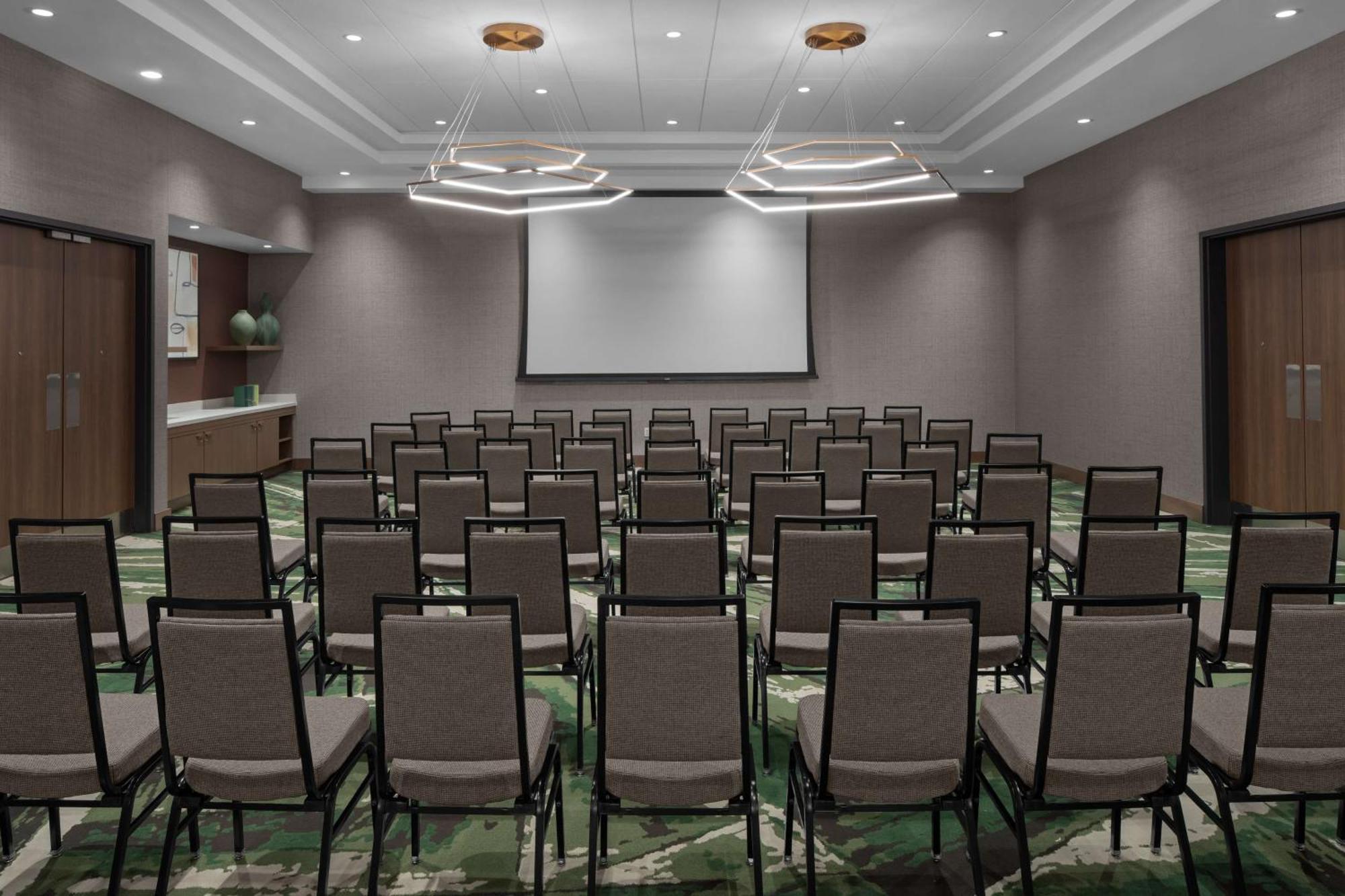 Embassy Suites By Hilton Madison Downtown المظهر الخارجي الصورة